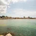 Paradise Village روذا
