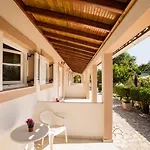Paradise Village 3* روذا