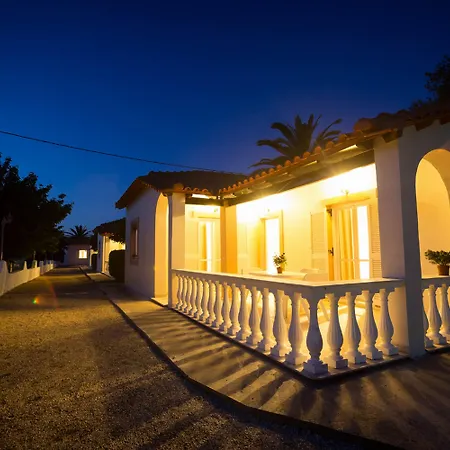 Paradise Village 3*