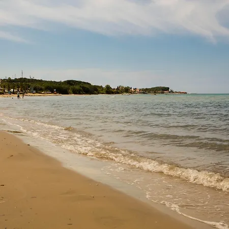 Paradise Village Lejlighedshotel