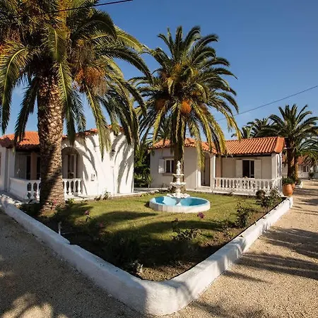 Paradise Village Lejlighedshotel 3*