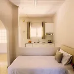 מלון דירות Paradise Village