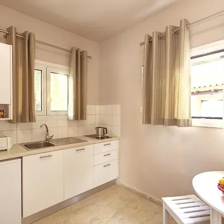 Paradise Village Aparthotel Roda (Corfu)